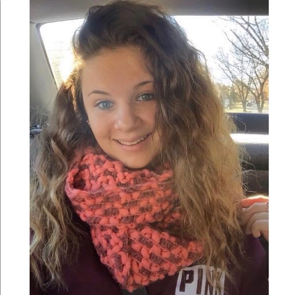 ❌Multi-Colored Infinity Scarf❌ - Picture 2 of 2